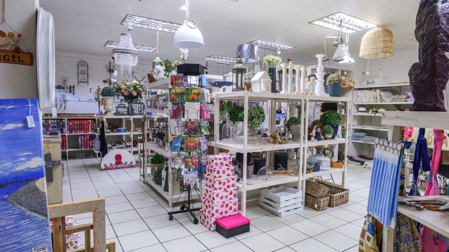 Commercial Property for Sale in Struisbaai Western Cape